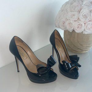 Valentino Garavani Black Pump